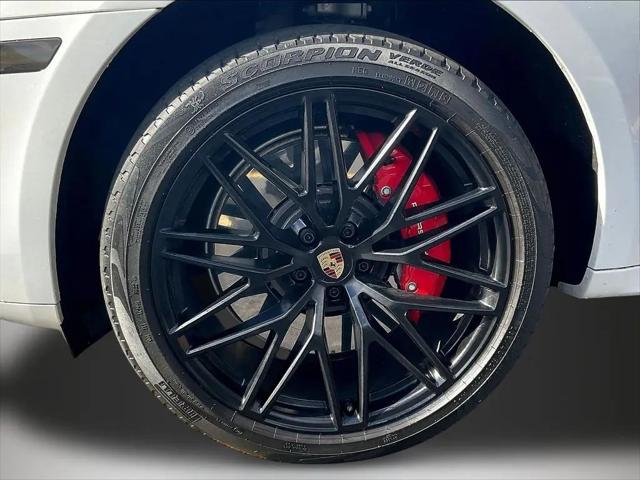 2023 Porsche Macan GTS