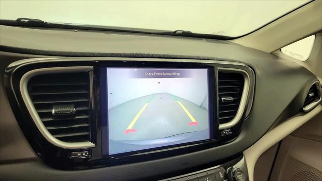 2021 Chrysler Pacifica Touring L