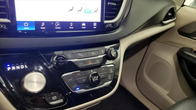 2021 Chrysler Pacifica Touring L