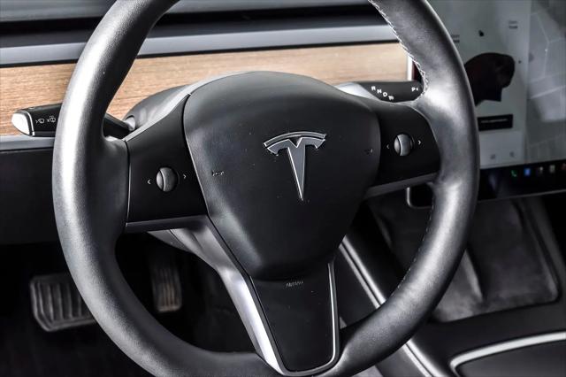 2021 Tesla Model 3 Standard Range Plus Rear-Wheel Drive