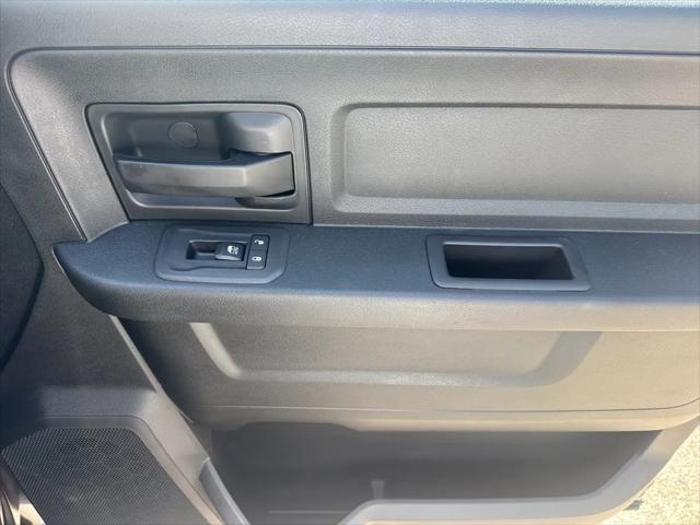 2026 Ram 2500 Black Express Crew Cab 4x4 64 Box