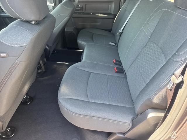 2026 Ram 2500 Black Express Crew Cab 4x4 64 Box