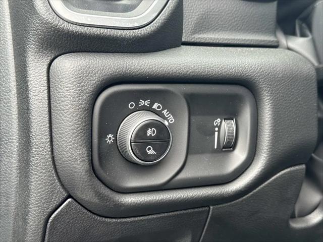 2026 Ram 1500 Big Horn Crew Cab 4x2 57 Box