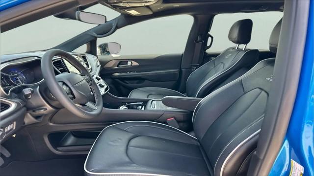 2027 Chrysler Pacifica Limited