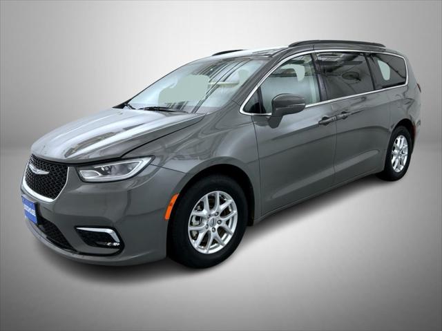 2022 Chrysler Pacifica Touring L for sale in Blair, NE