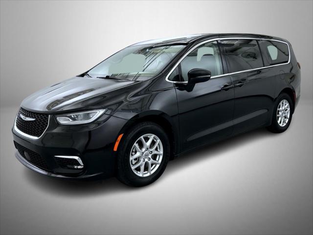 2023 Chrysler Pacifica Touring L for sale in Blair, NE