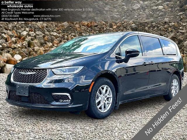 2023 Chrysler Pacifica Touring L for sale in Naugatuck, CT