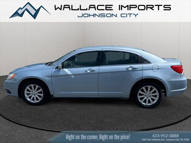 2014 Chrysler 200 Limited for sale in Johnson City, TN
