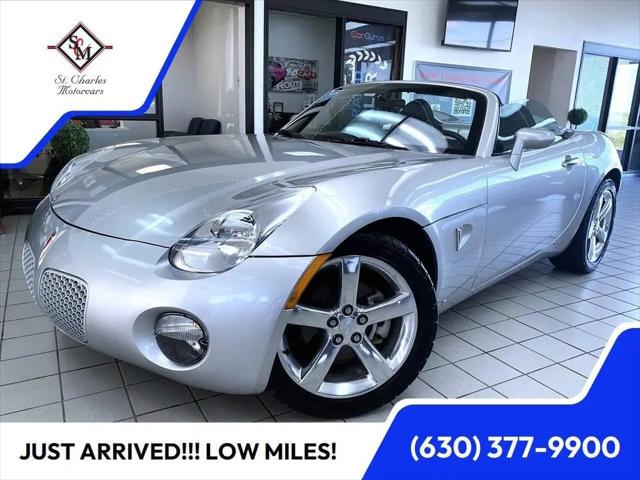 2006 Pontiac Solstice Base 2dr Convertible for sale in St Charles, IL
