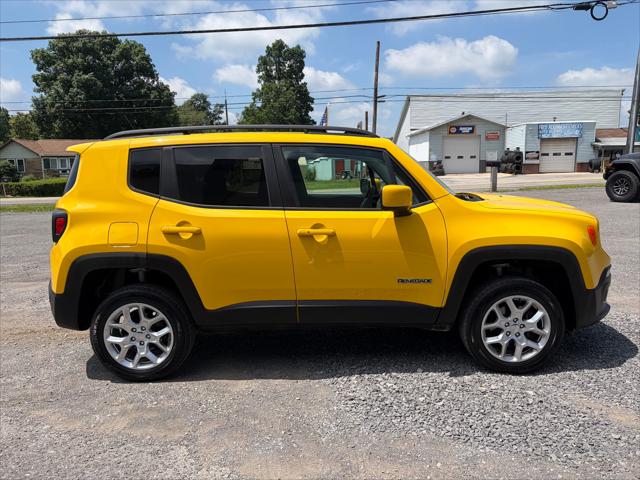 2017 Jeep Renegade Latitude 4x4 2017 Jeep Renegade Latitude 4x4