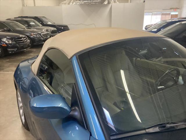 2003 BMW Z4 2.5i