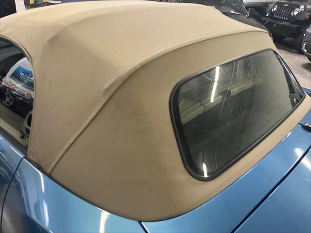 2003 BMW Z4 2.5i