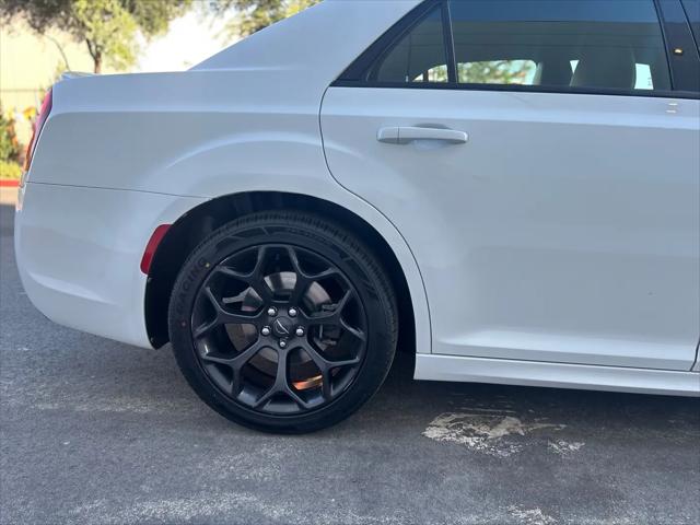 2019 Chrysler 300 300S
