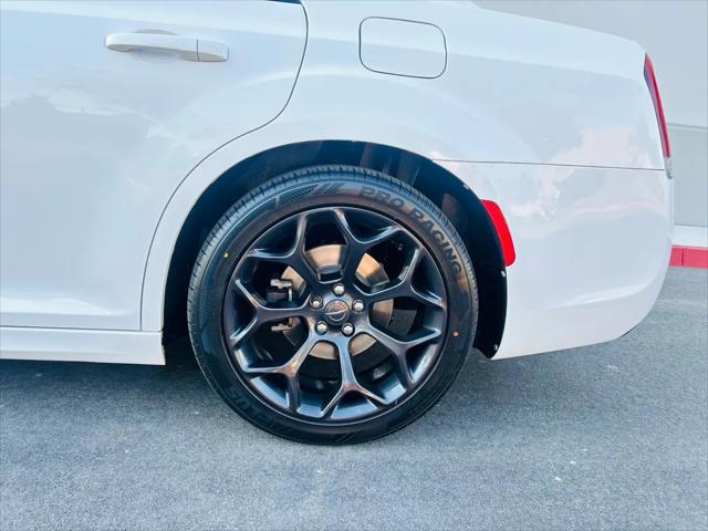 2019 Chrysler 300 300S