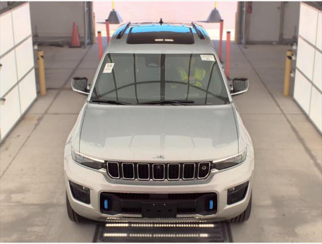 2023 Jeep Grand Cherokee 4xe Overland 2023 Jeep Grand Cherokee 4xe Overland