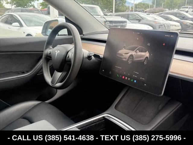 2022 Tesla Model Y Long Range Dual Motor All-Wheel Drive