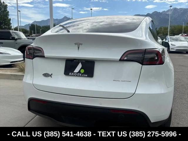 2022 Tesla Model Y Long Range Dual Motor All-Wheel Drive