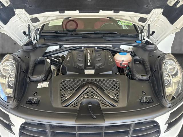 2015 Porsche Macan Turbo