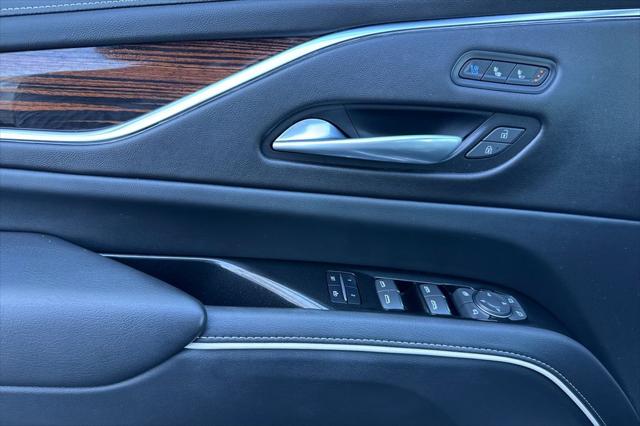 2023 Cadillac Escalade 4WD Premium Luxury