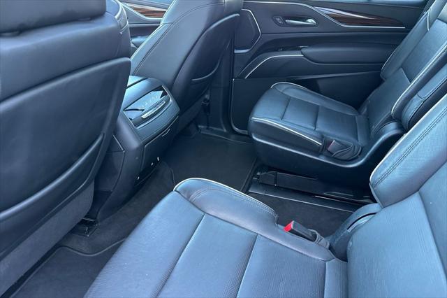 2023 Cadillac Escalade 4WD Premium Luxury