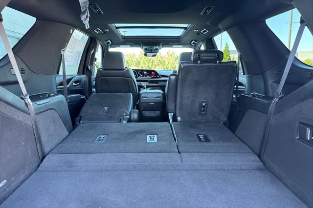 2023 Cadillac Escalade 4WD Premium Luxury
