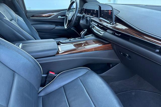 2023 Cadillac Escalade 4WD Premium Luxury
