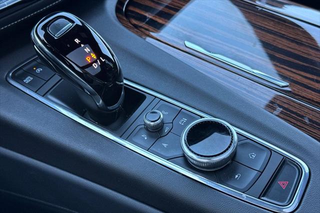 2023 Cadillac Escalade 4WD Premium Luxury