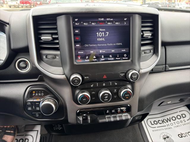 2020 Ram 1500 Big Horn Crew Cab 4x4 5'7" Box