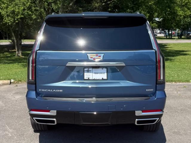 2026 Cadillac Escalade Platinum Luxury
