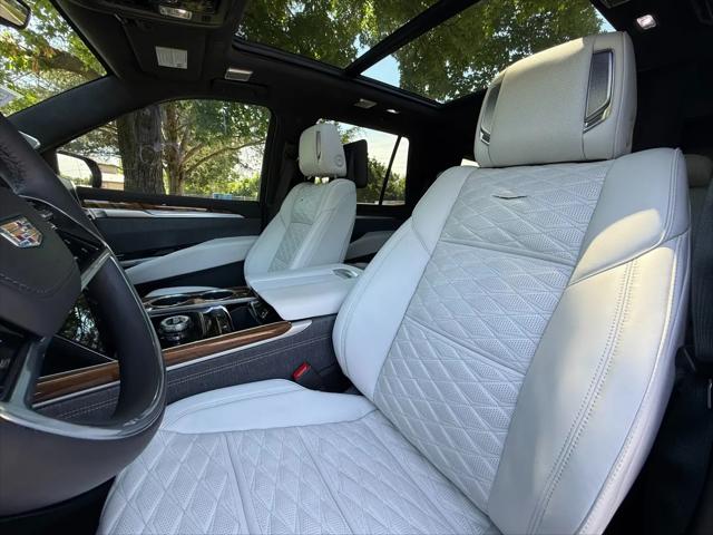2026 Cadillac Escalade Platinum Luxury