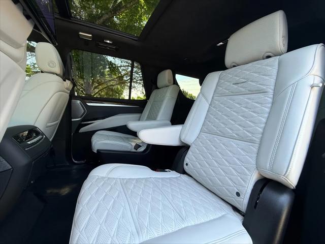 2026 Cadillac Escalade Platinum Luxury