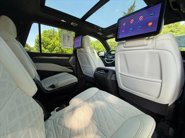 2026 Cadillac Escalade Platinum Luxury