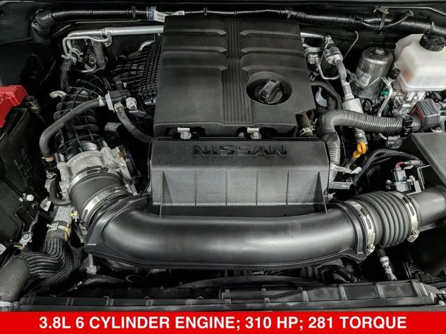 2023 Nissan Frontier Crew Cab PRO-4X 4x4
