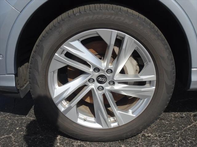 2023 Audi Q7 Premium 45 TFSI quattro Tiptronic