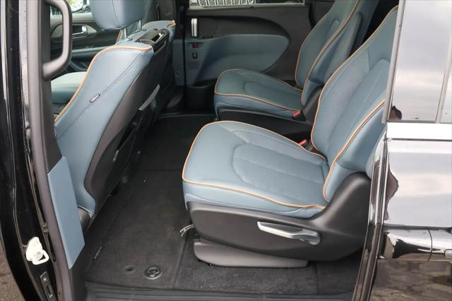 2027 Chrysler Pacifica Pinnacle