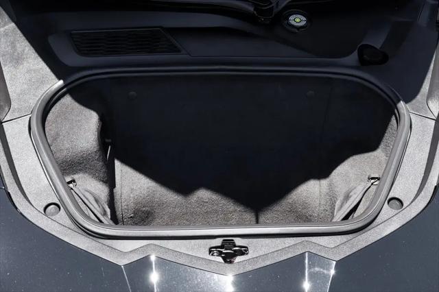 2021 Chevrolet Corvette Stingray RWD Coupe 2LT
