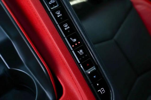 2021 Chevrolet Corvette Stingray RWD Coupe 2LT