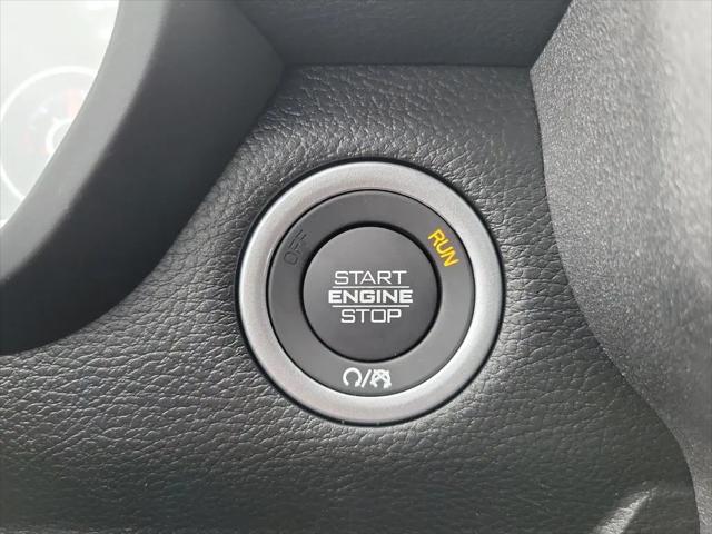 2026 Ram 1500 Express Crew Cab 4x4 57 Box