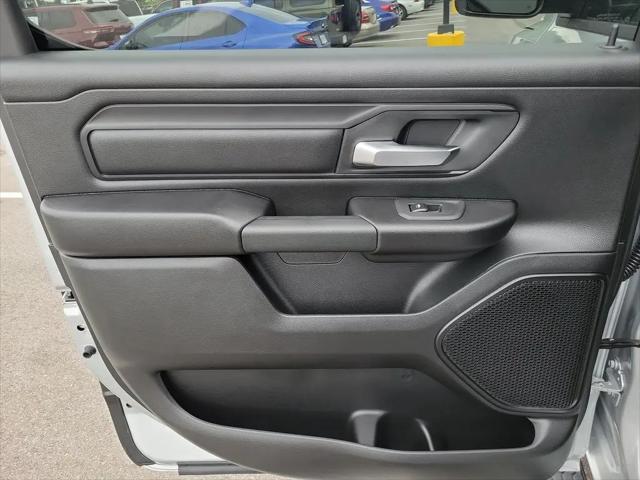 2026 Ram 1500 Express Crew Cab 4x4 57 Box