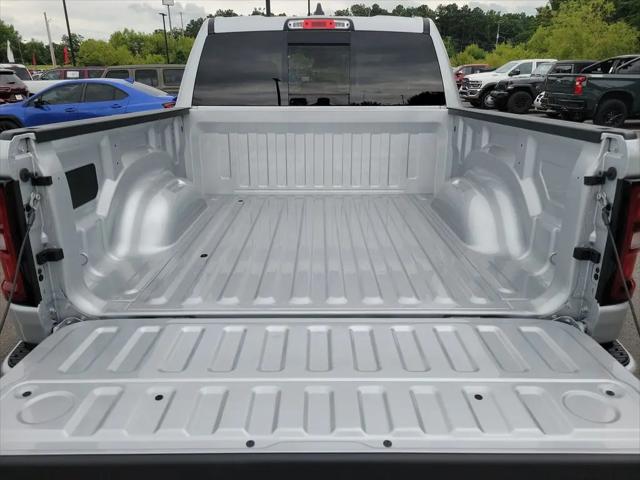 2026 Ram 1500 Express Crew Cab 4x4 57 Box