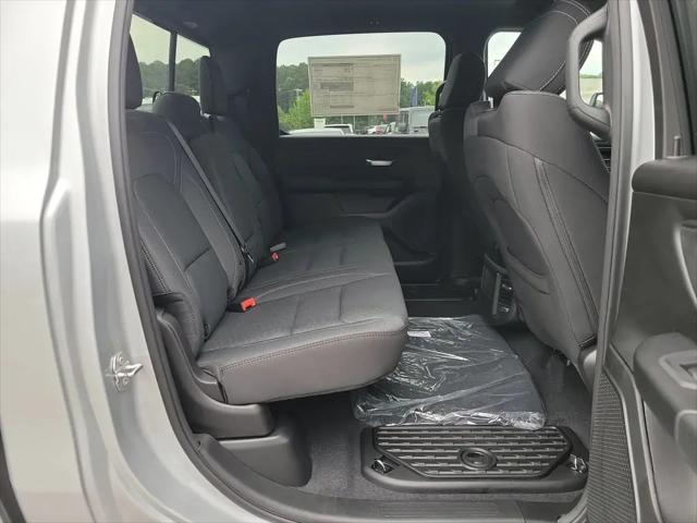 2026 Ram 1500 Express Crew Cab 4x4 57 Box