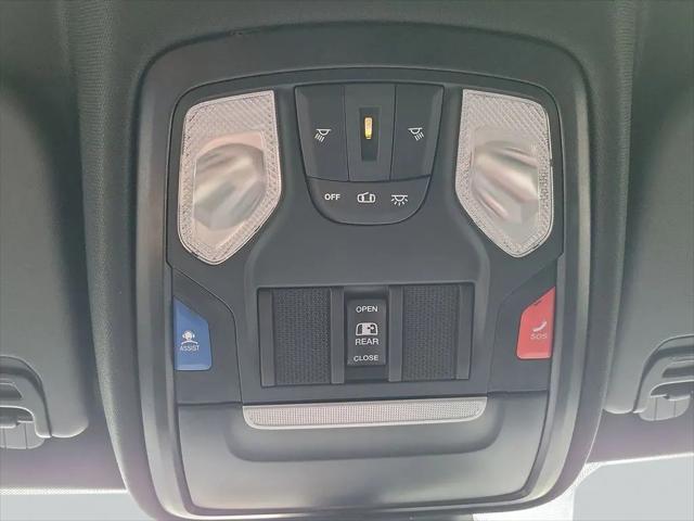 2026 Ram 1500 Express Crew Cab 4x4 57 Box