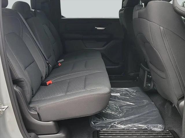 2026 Ram 1500 Express Crew Cab 4x4 57 Box