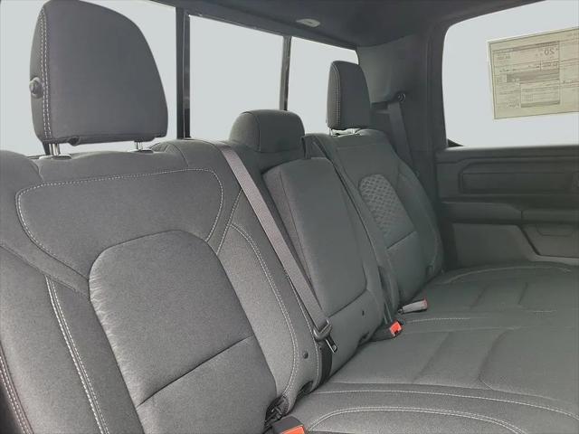 2026 Ram 1500 Express Crew Cab 4x4 57 Box