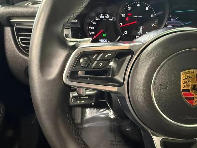 2021 Porsche Macan Macan