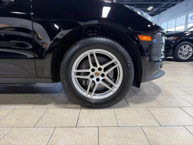 2021 Porsche Macan Macan