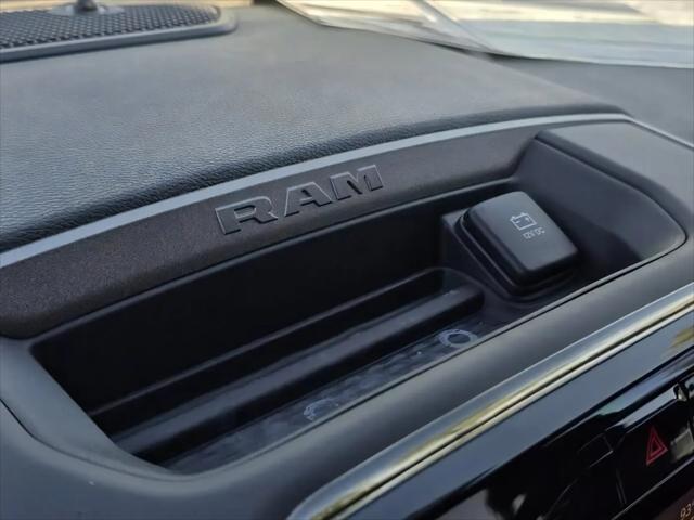 2026 Ram 3500 Tradesman Crew Cab 4x4 8 Box