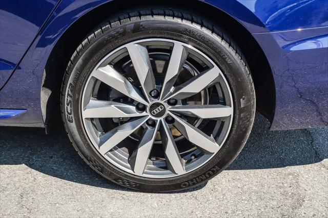 2022 Audi A4 Premium Plus 40 TFSI quattro S tronic