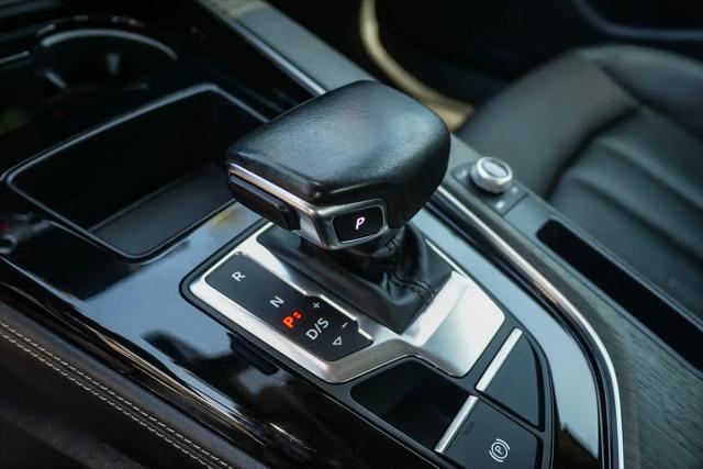 2022 Audi A4 Premium Plus 40 TFSI quattro S tronic