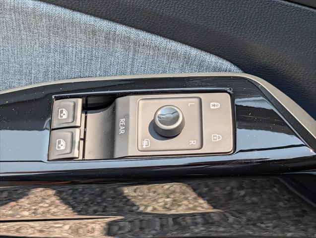 2023 Volkswagen ID.4 Standard